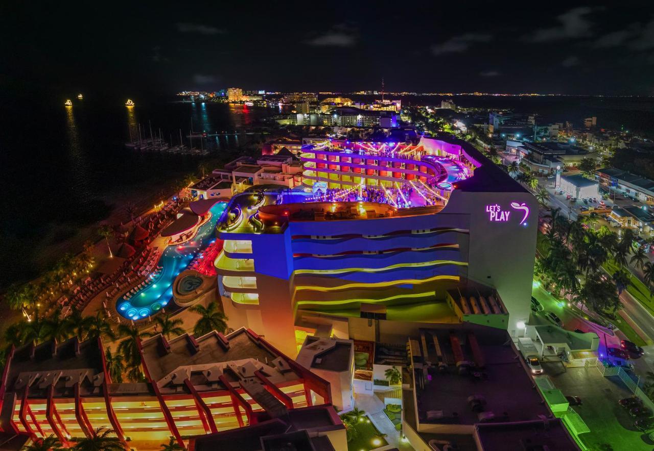 Temptation Cancun Resort (Adults Only) Esterno foto Aerial view of the shopping mall