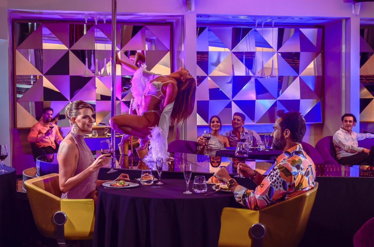 Temptation Cancun Resort (Adults Only) Esterno foto The restaurant's interior
